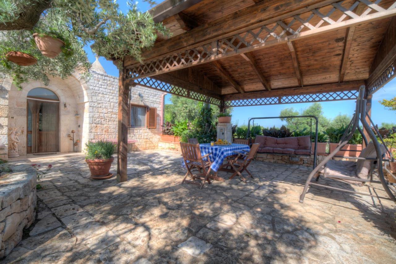 Вілла Trullo Paan By Typney Остуні Екстер'єр фото