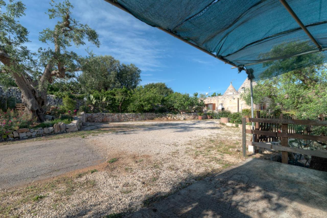 Вілла Trullo Paan By Typney Остуні Екстер'єр фото